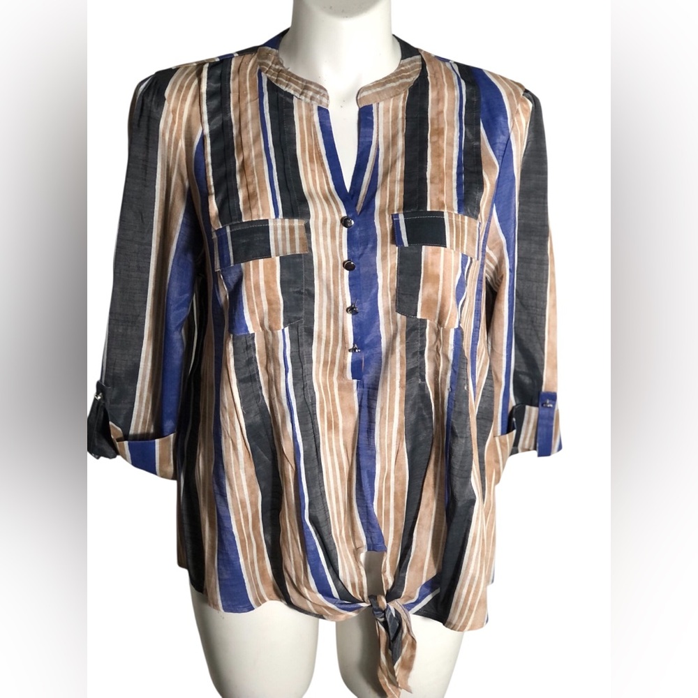 Cocomo Woman striped tie front 3/4 sleeve top Size 1X. NWT